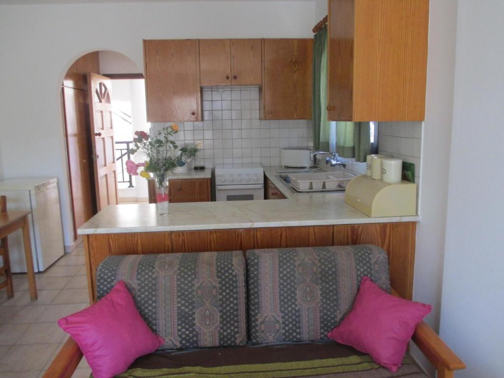 Andries Apartments Paphos Extérieur photo