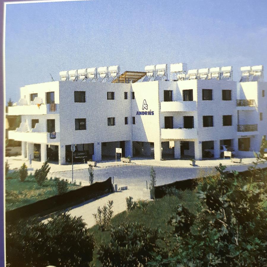 Andries Apartments Paphos Extérieur photo