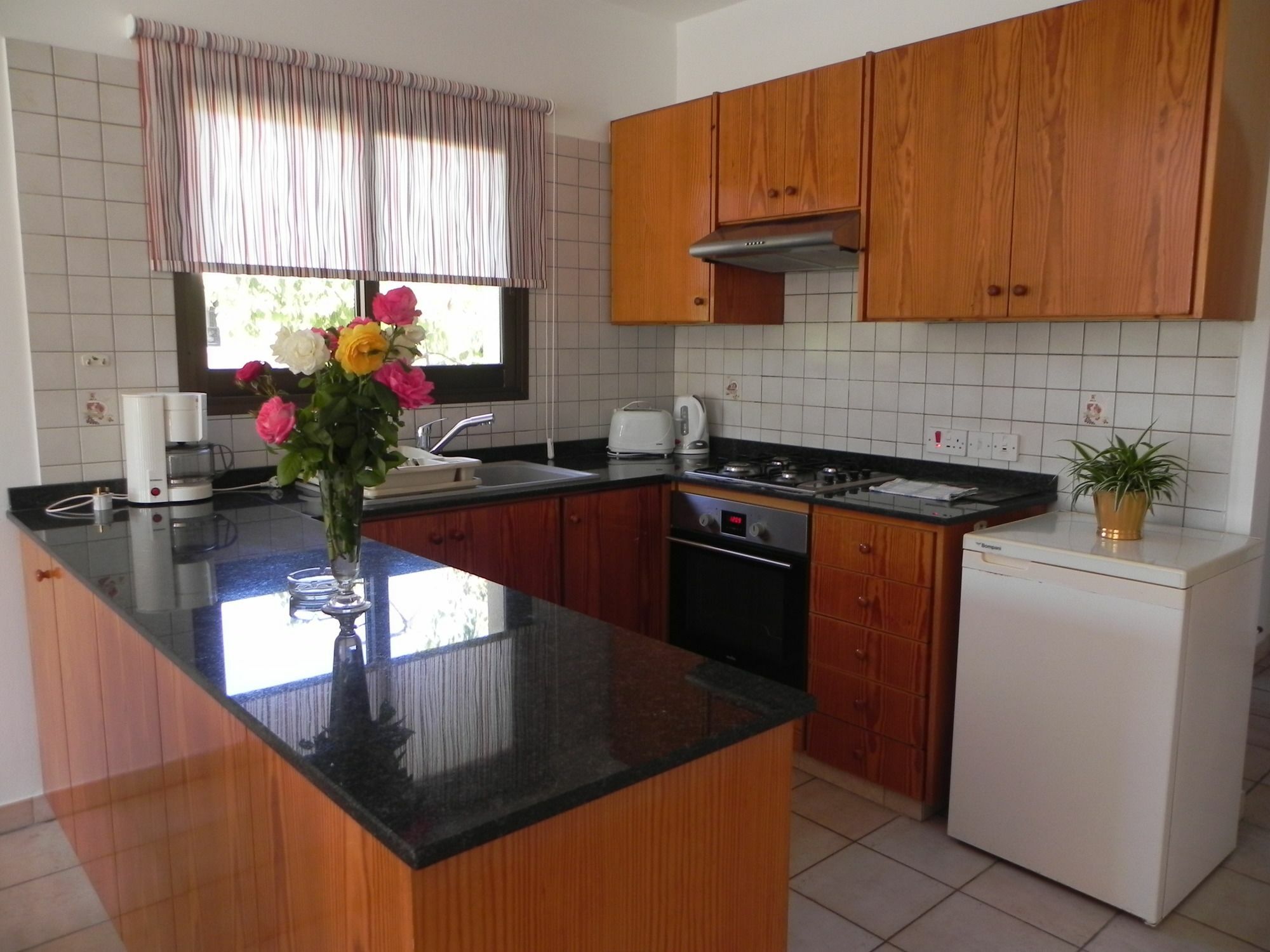Andries Apartments Paphos Extérieur photo