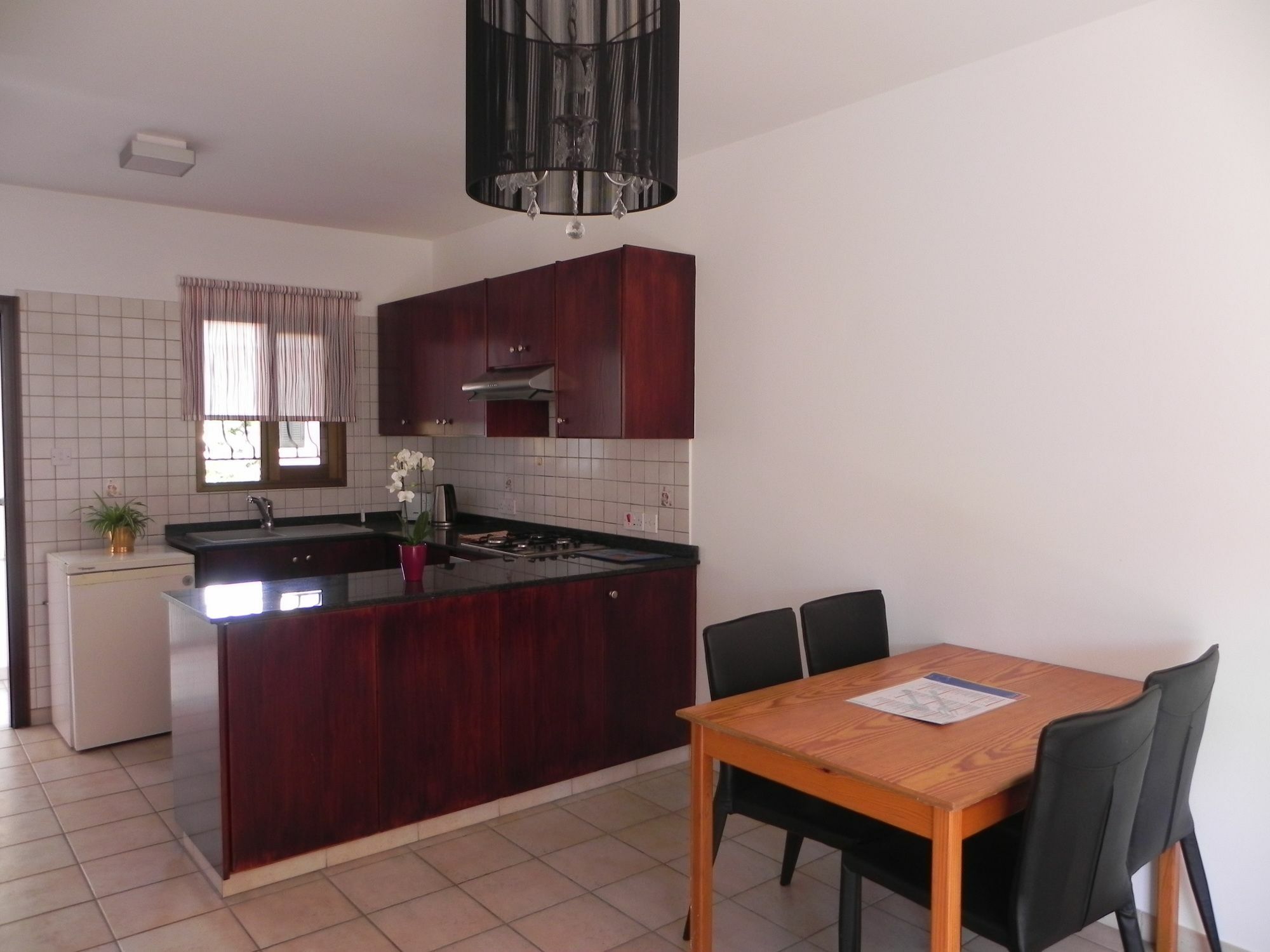 Andries Apartments Paphos Extérieur photo